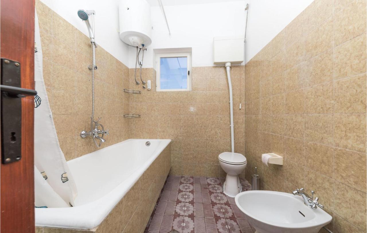 Kaštela Nice Apartment In Kastel Stafilic With Sauna מראה חיצוני תמונה