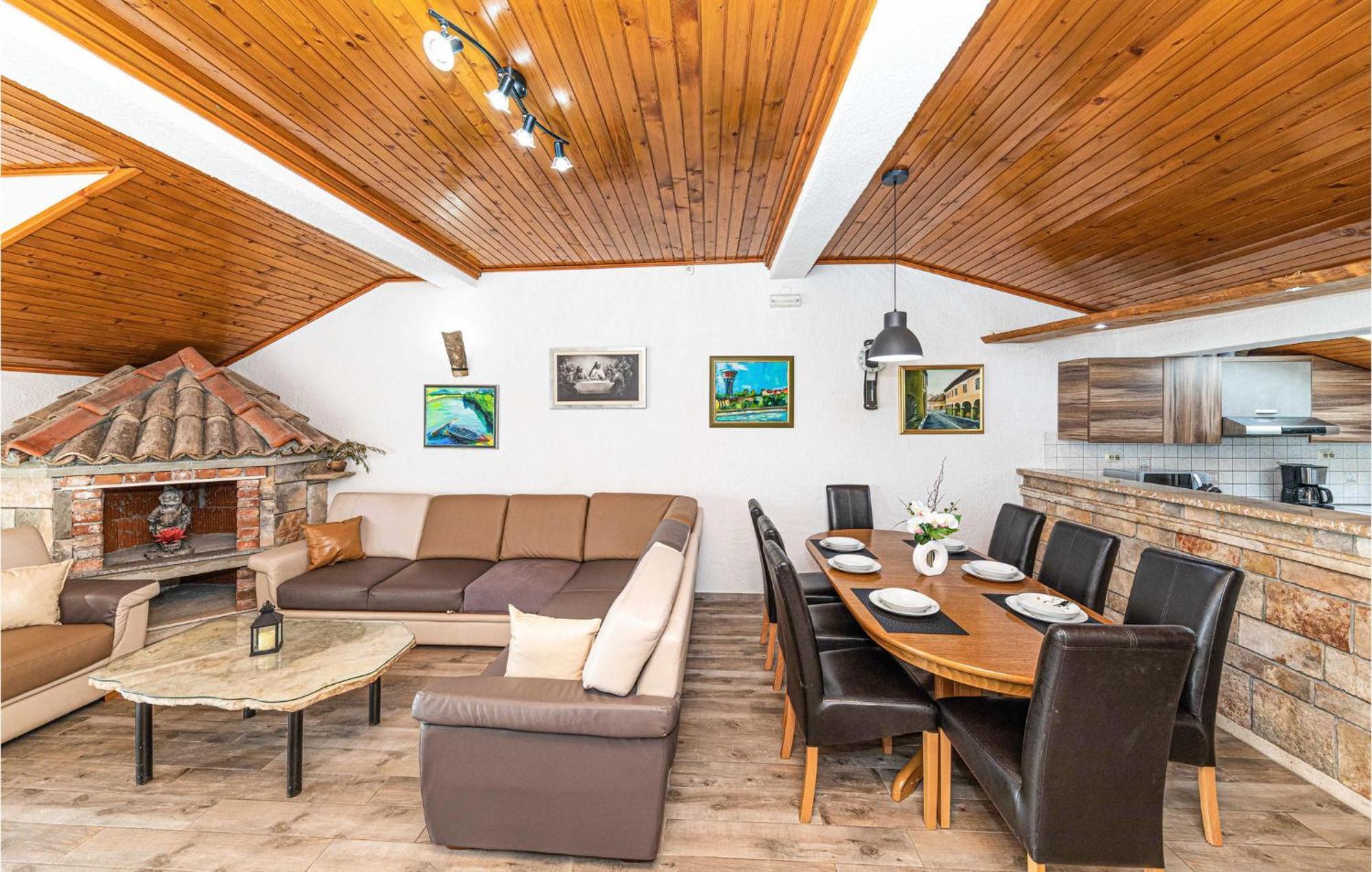 Kaštela Nice Apartment In Kastel Stafilic With Sauna מראה חיצוני תמונה